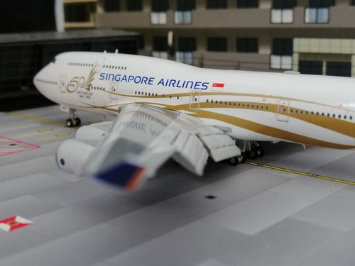 Singapore airlines b747 - singapore,