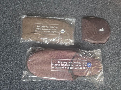 Singapore airlines travel set - airlines,
